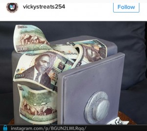 Cool currency cake from @vickystreats254